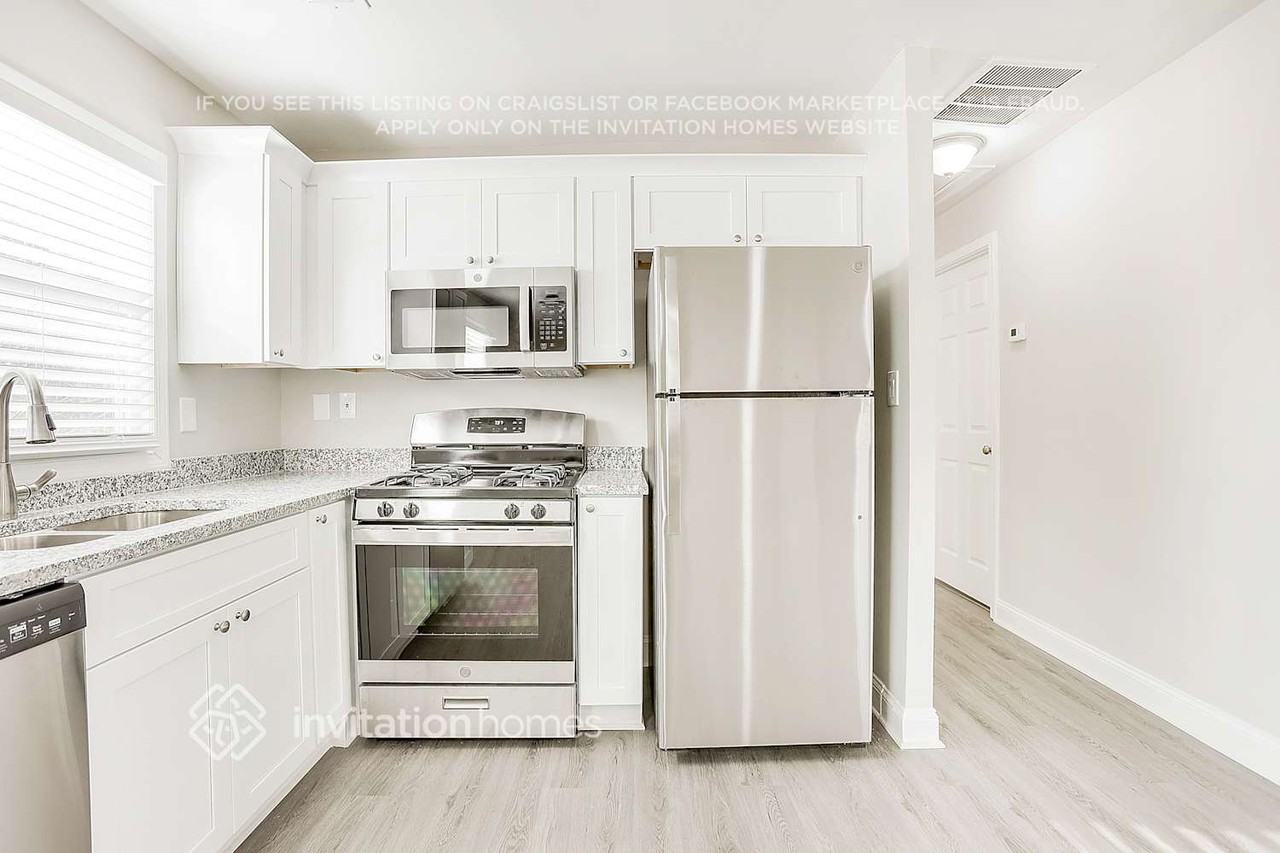 3815 Clovis Ct Nw - Photo 7 of 22