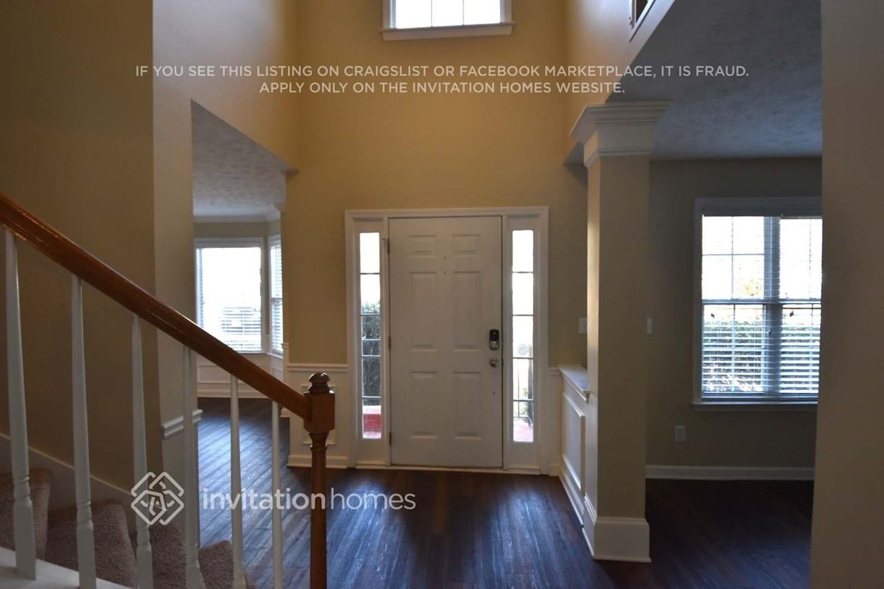 3665 Wake Robin Way - Photo 2 of 13