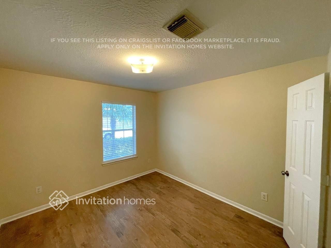 19470 Tahoka Springs Dr - Photo 5 of 11