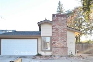 featured image of 1972 Las Coches Way