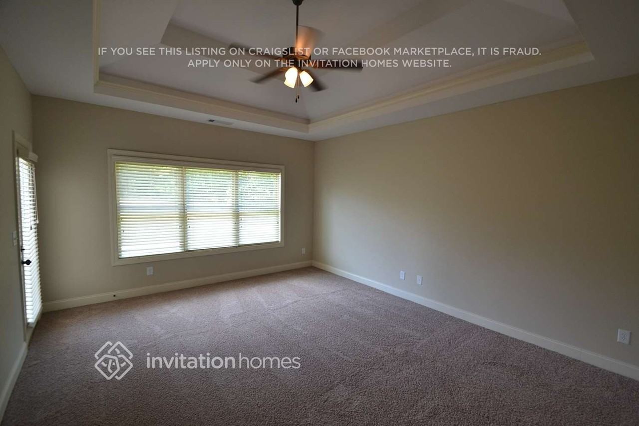 427 Sweetwater Bridge Cir - Photo 6 of 14