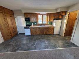 featured image of 1268 Meadow Rd