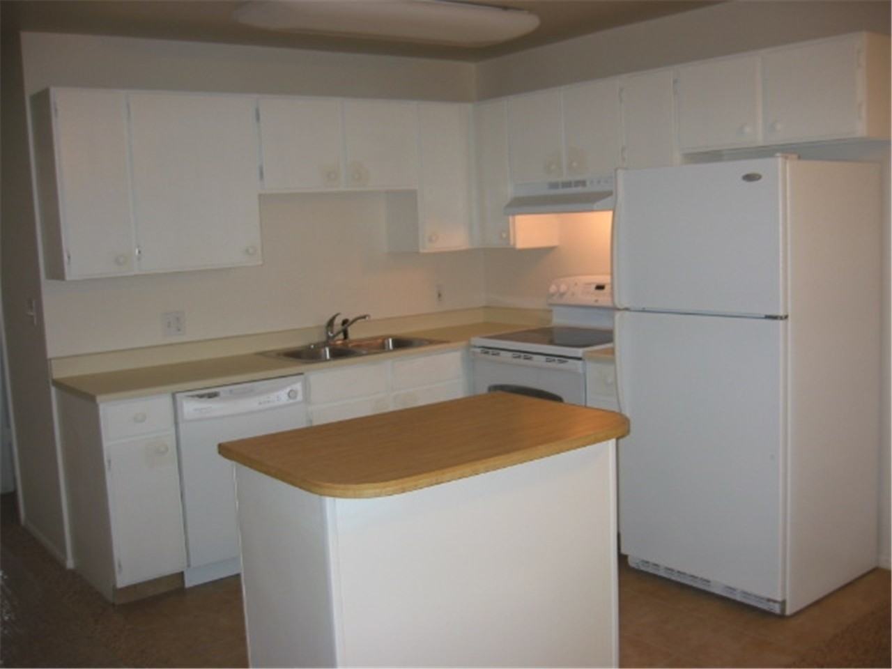 1087 E South Union Ave - Photo 4 of 13