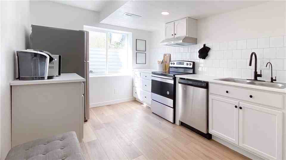 1780 N Split Rail Ln - Photo 5 of 27