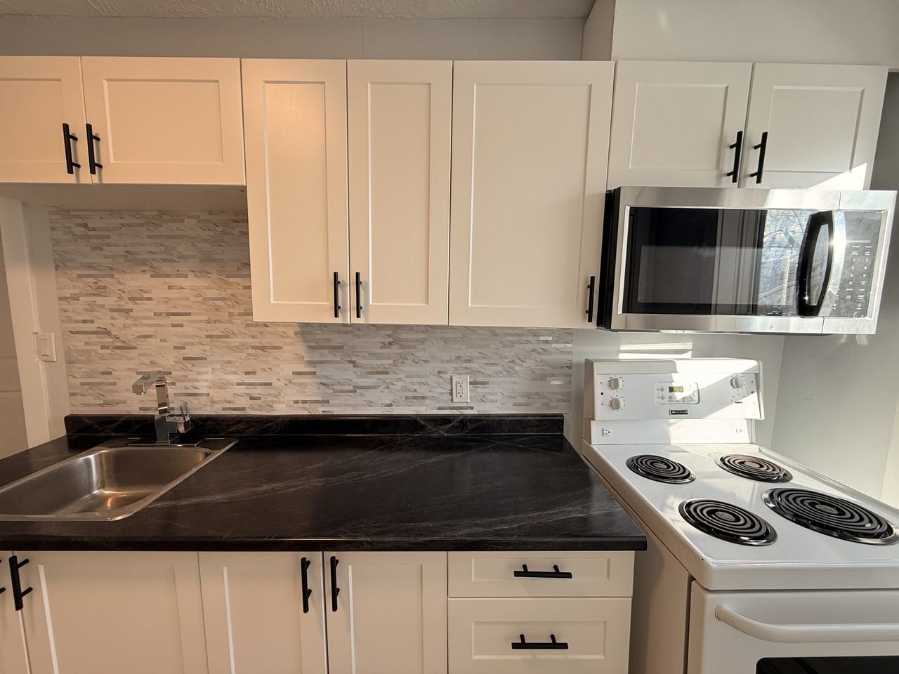 61 Curry St #61-1-2 - Photo 3 of 13