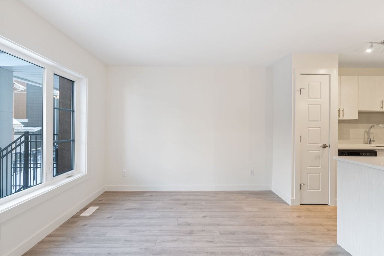 230 Livingston Common Ne - Photo 6 of 24