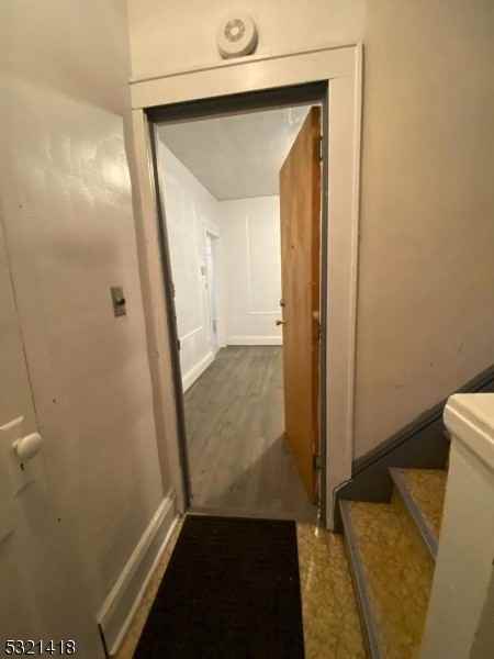 1029 Kilsyth Rd Apt 1r - Photo 3 of 10