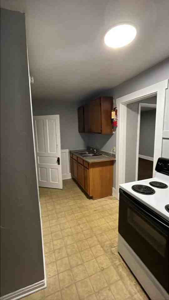 436 Wood stUnit 2 #2 - Photo 3 of 8