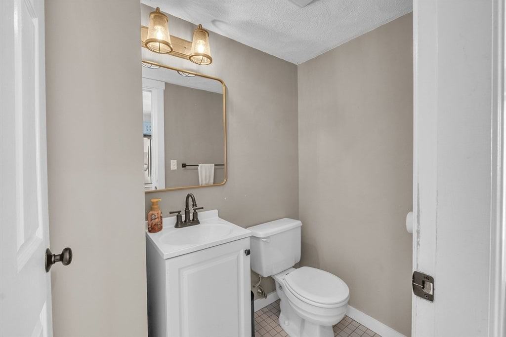 18 Merlin Ct - Photo 7 of 18