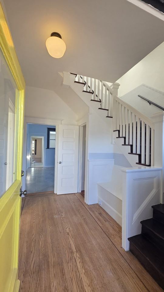 1590 Underwood Ave - Photo 2 of 24