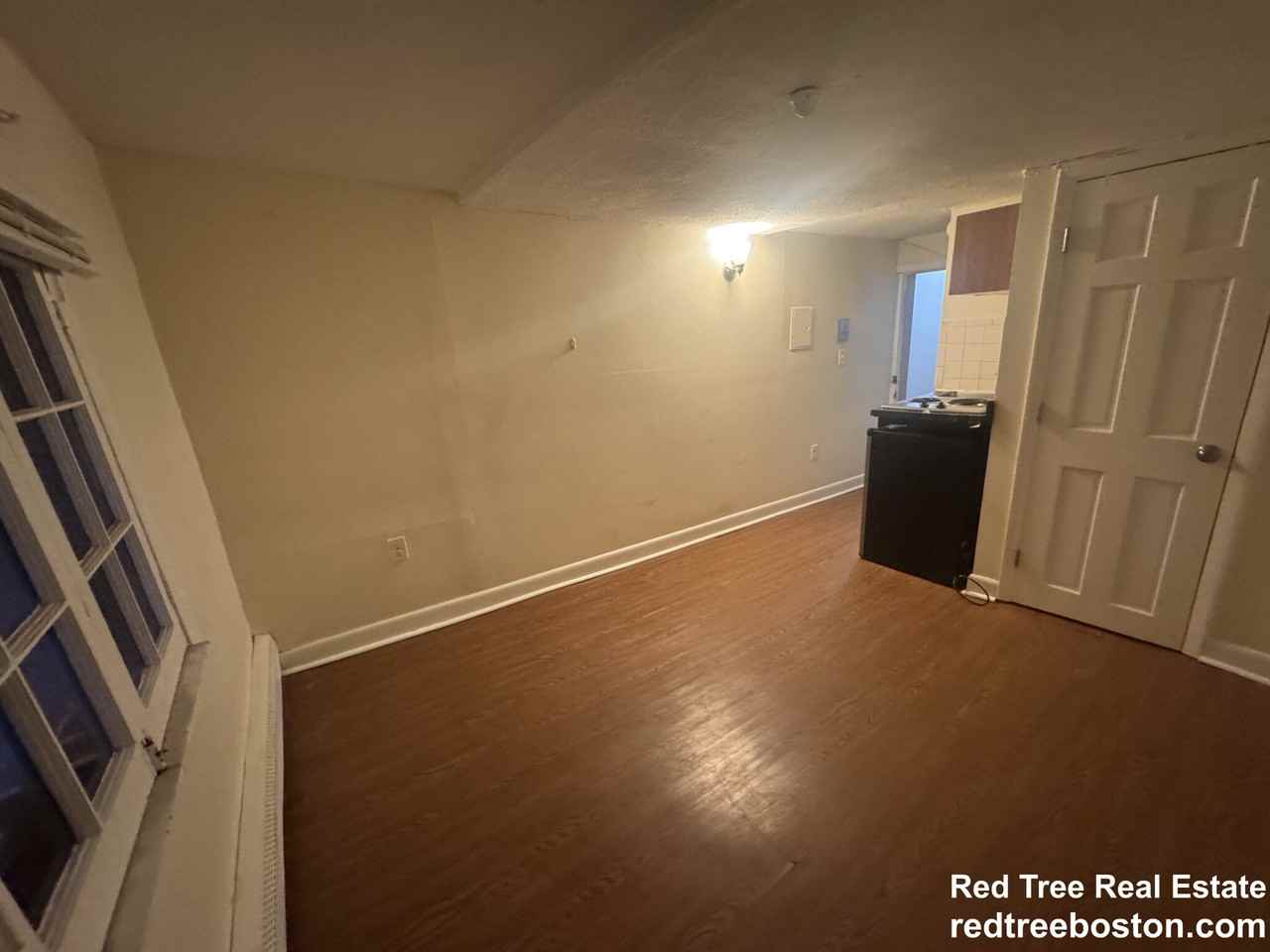 49 S Huntington Ave #B3 - Photo 4 of 10