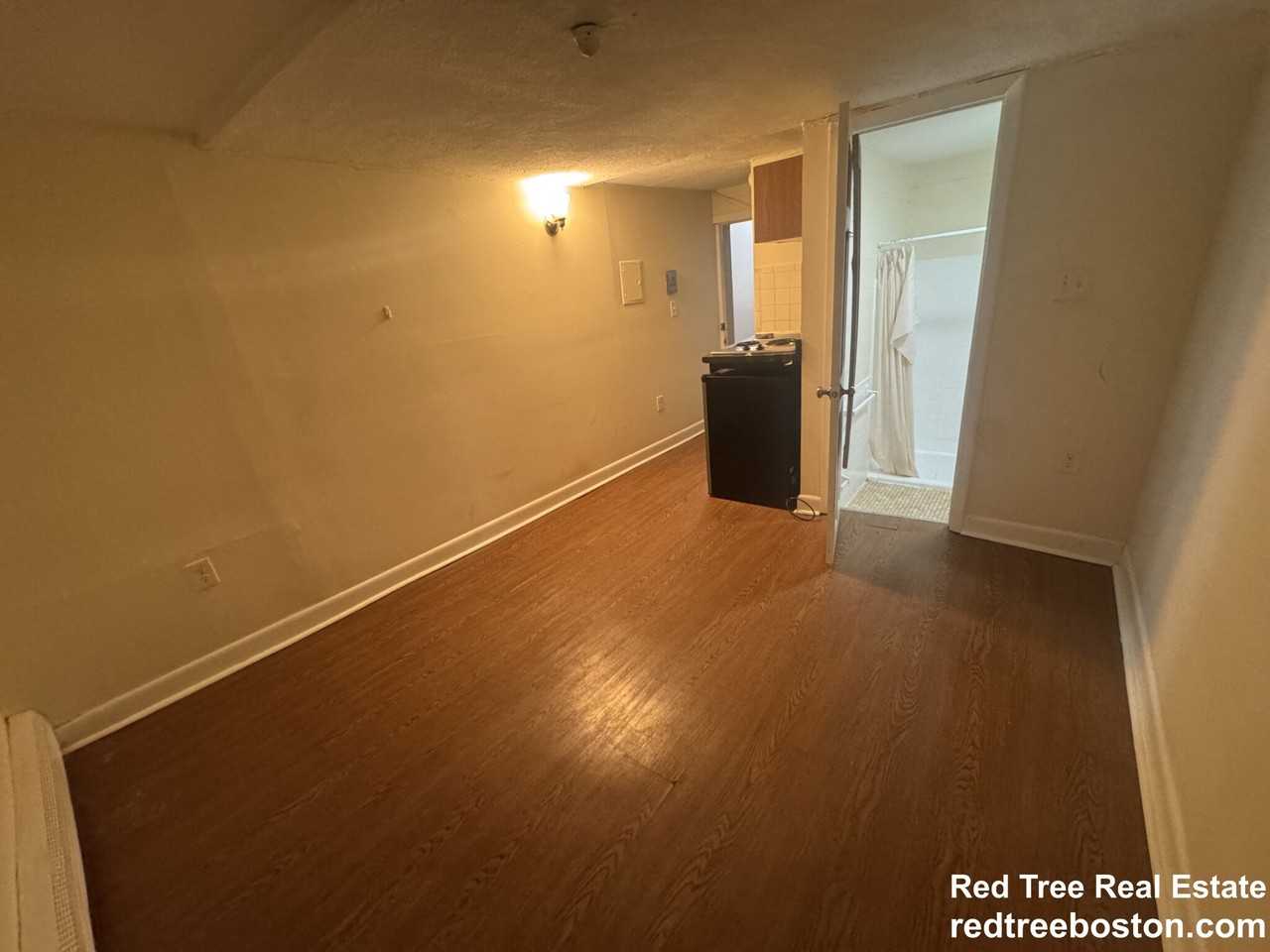 49 S Huntington Ave #B3 - Photo 5 of 10