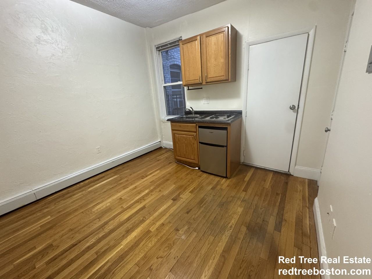 51 S Huntington Ave #203 - Photo 2 of 9