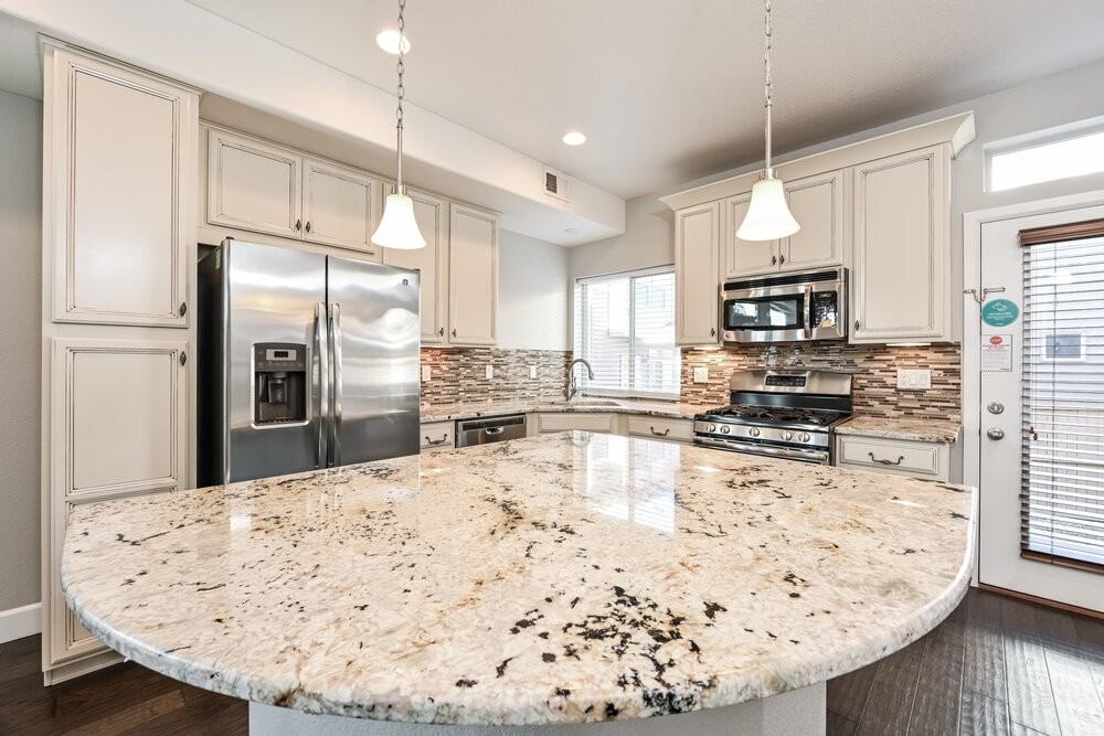 4478 Elegant St - Photo 7 of 18