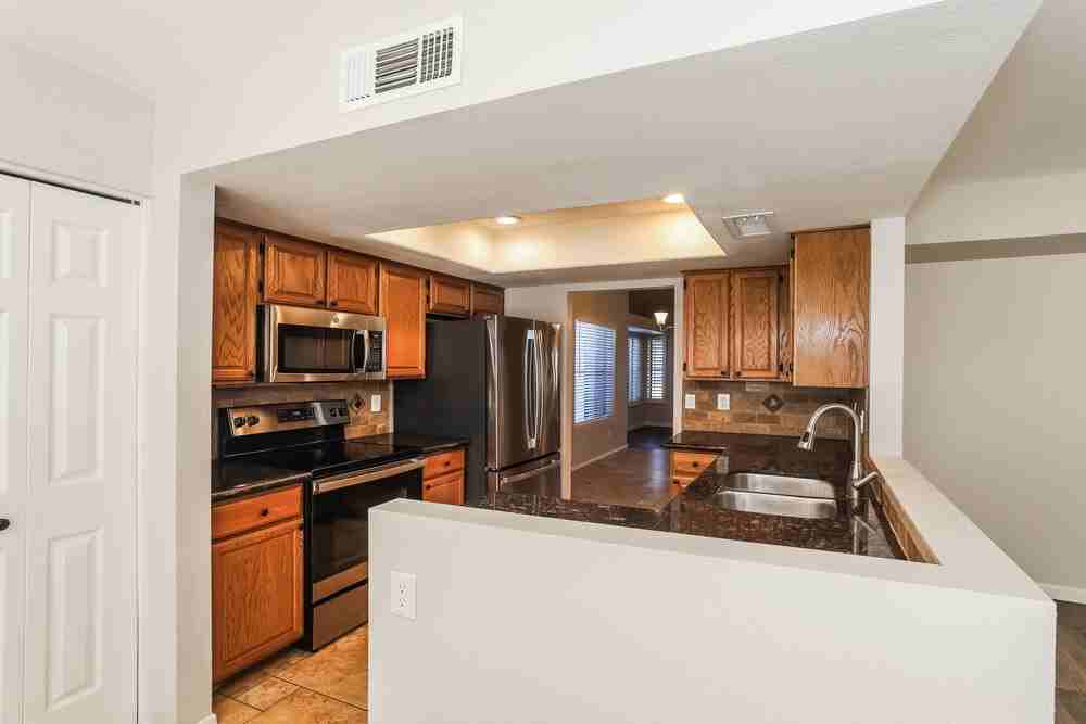 7519 W Sequoia Dr - Photo 7 of 17