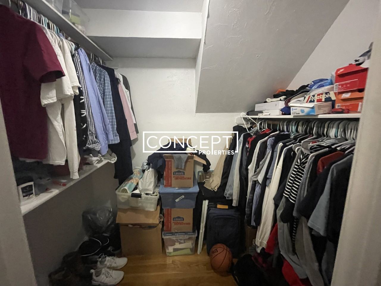 61 Circuit St - Photo 2 of 13