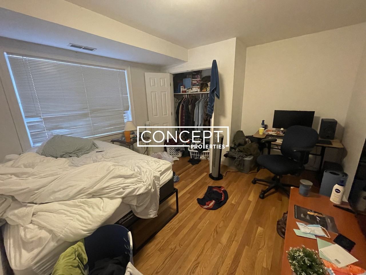 61 Circuit St - Photo 4 of 13