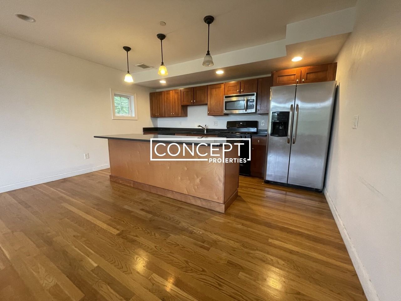 63A Circuit St - Photo 2 of 38