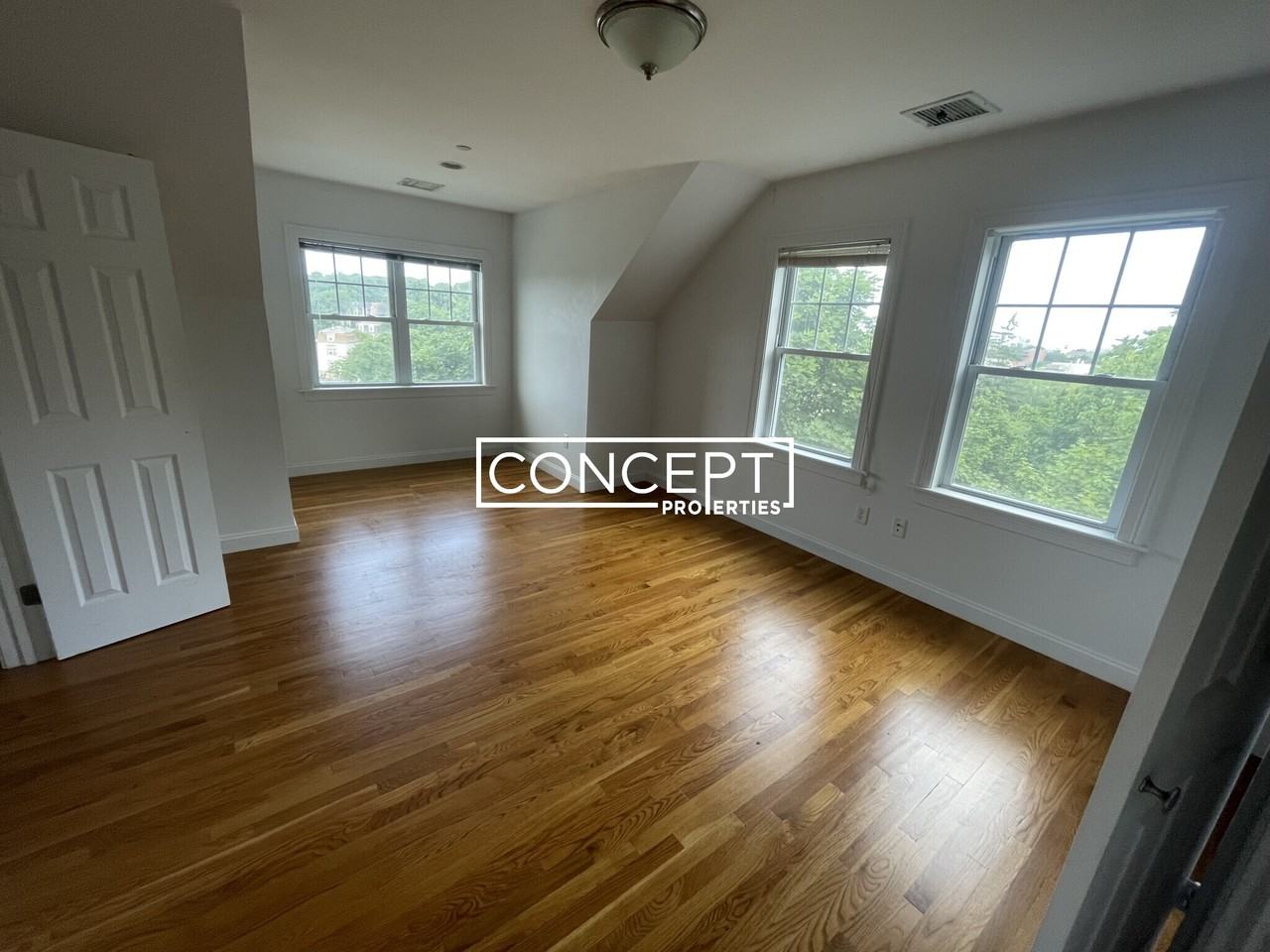 63A Circuit St - Photo 6 of 38