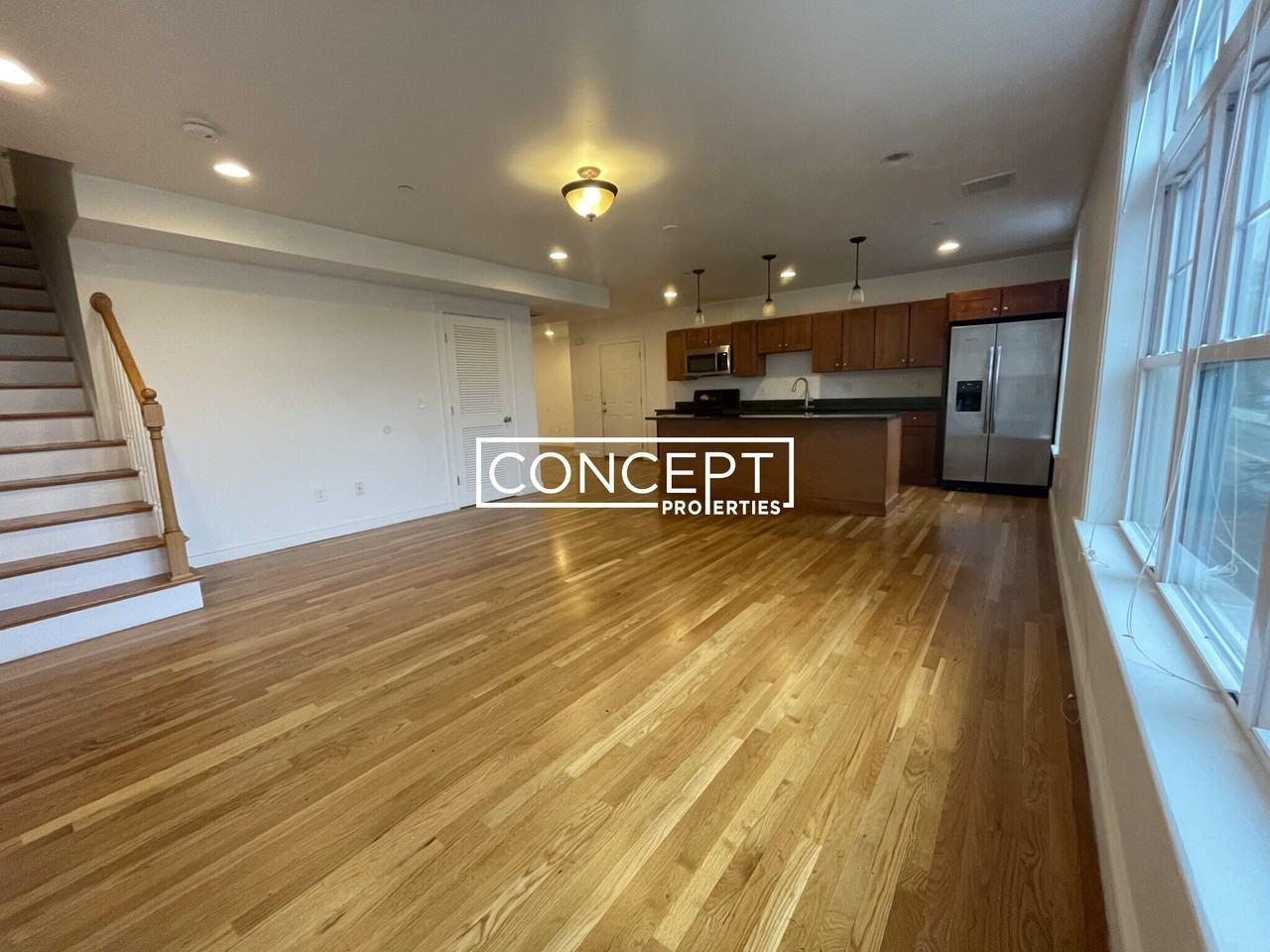 59 Circuit St - Photo 2 of 29