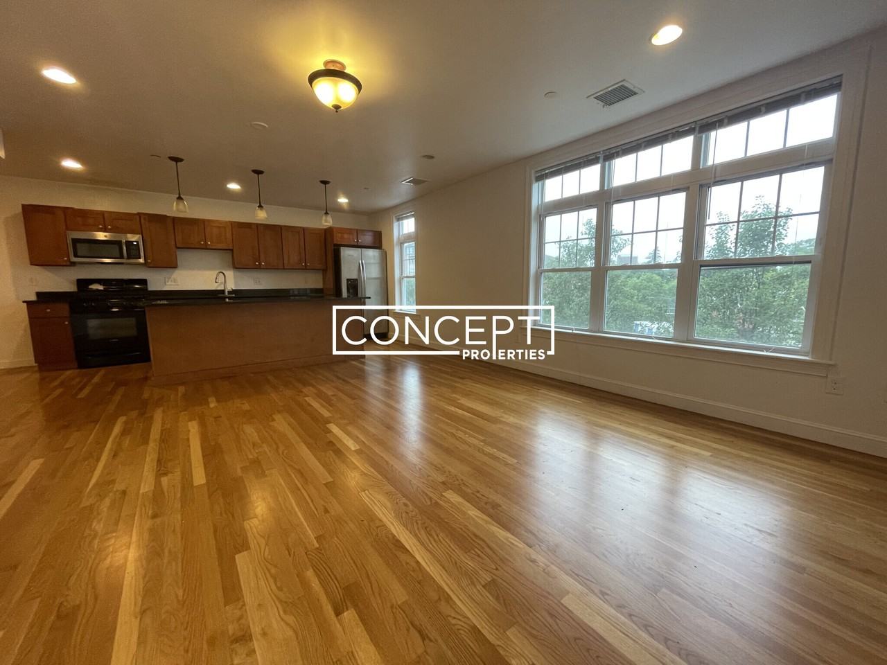 59 Circuit St - Photo 3 of 29