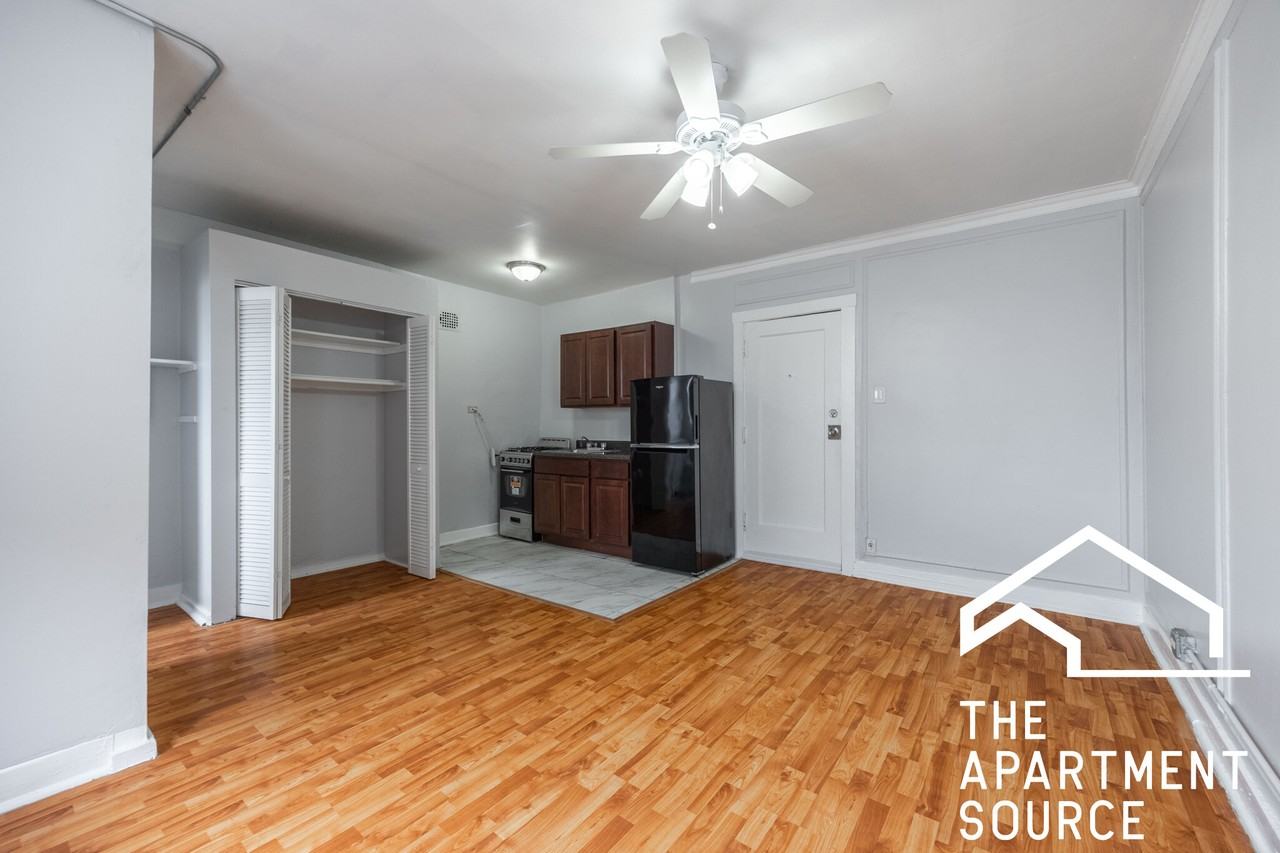 4735 N Beacon St #411 - Photo 2 of 16