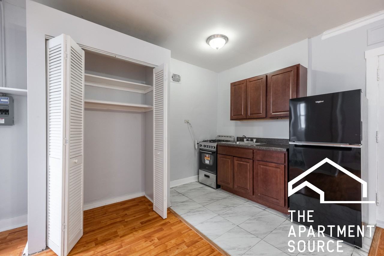 4735 N Beacon St #411 - Photo 4 of 16