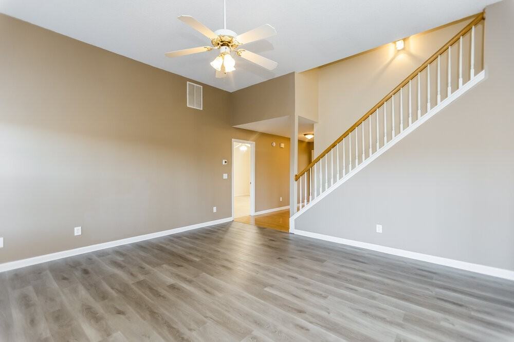 5335 Yoshino Ter - Photo 5 of 17