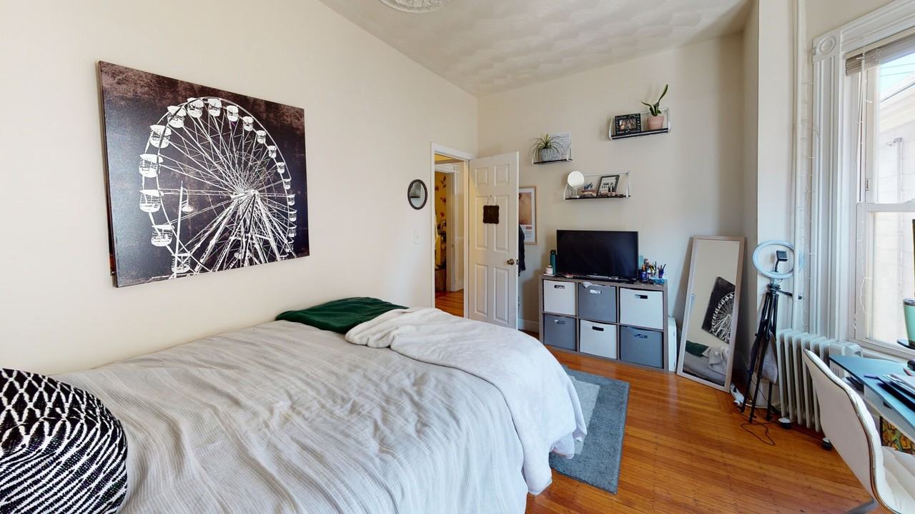 30 Falcon St #2 - Photo 4 of 10