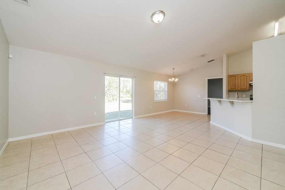 1236 Apopka Ln - Photo 3 of 21