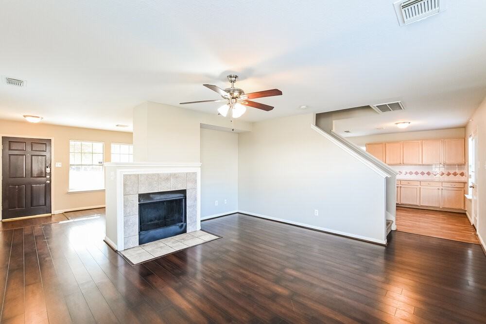 8119 Stagewood Dr - Photo 5 of 17