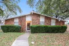 114 S Young Blvd - Photo 1 of 1