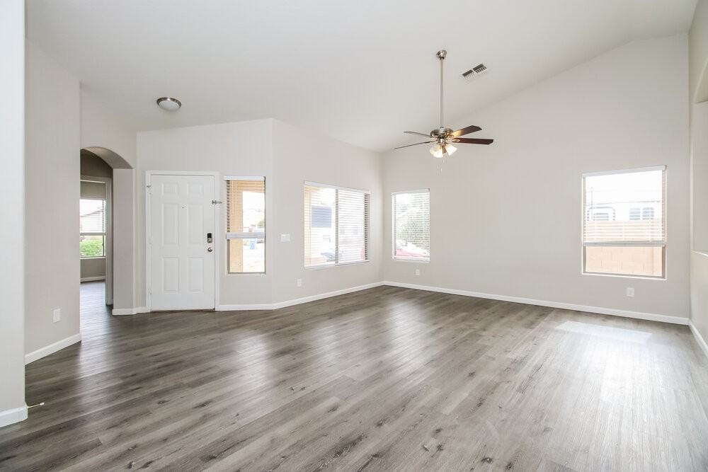 2246 S 85th Dr - Photo 3 of 16
