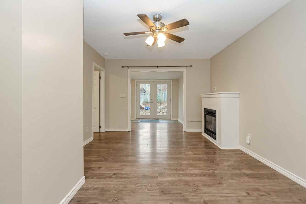 150 Berczy St, Barrie, ON L4M 3R4, Canada - Photo 2 of 27