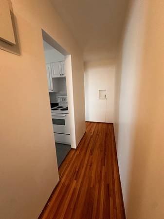 1364 West 10th - Photo 2 of 15
