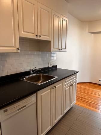 1364 West 10th - Photo 6 of 15