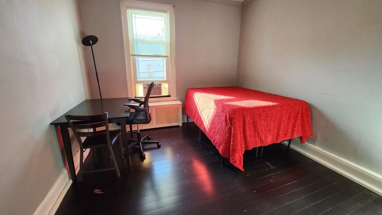 3514 New Hampshire Avenue Northwest - Photo 2 of 11