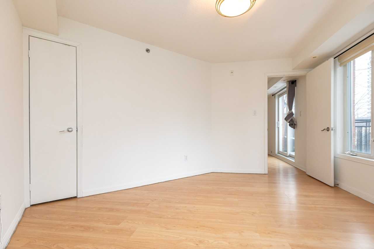 16 Laidlaw St - Photo 7 of 17