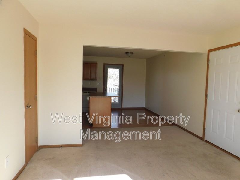 210 Cardinal Way #75 - Photo 7 of 21