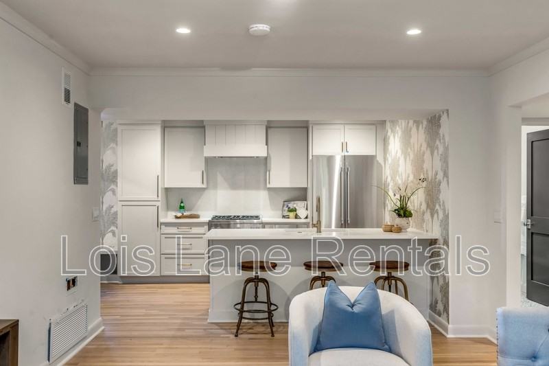 7 Logan St - Photo 3 of 26