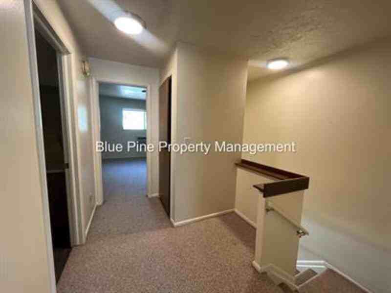 1445 S Emerson Ave #4 - Photo 6 of 8