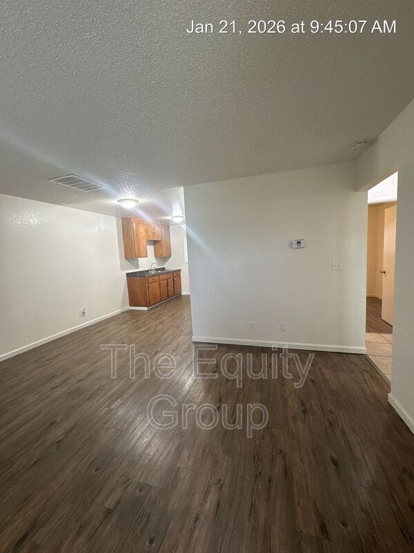 2016 North Ave #C - Photo 2 of 13