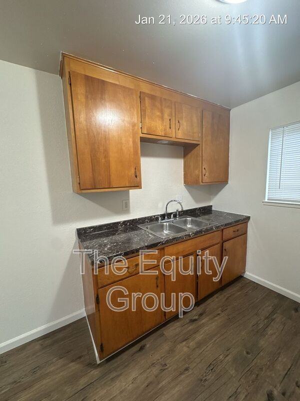 2016 North Ave #C - Photo 3 of 13