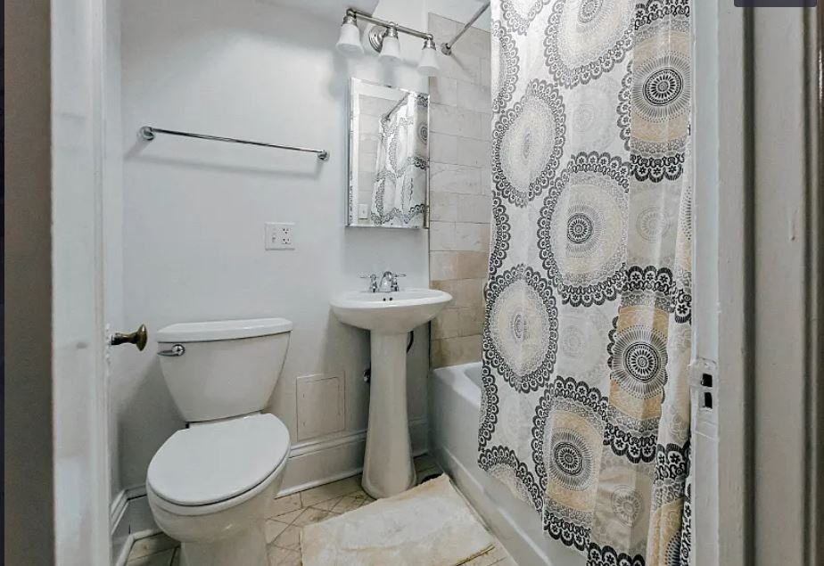 N Dewitt Pl & E Chestnut St - Photo 7 of 11