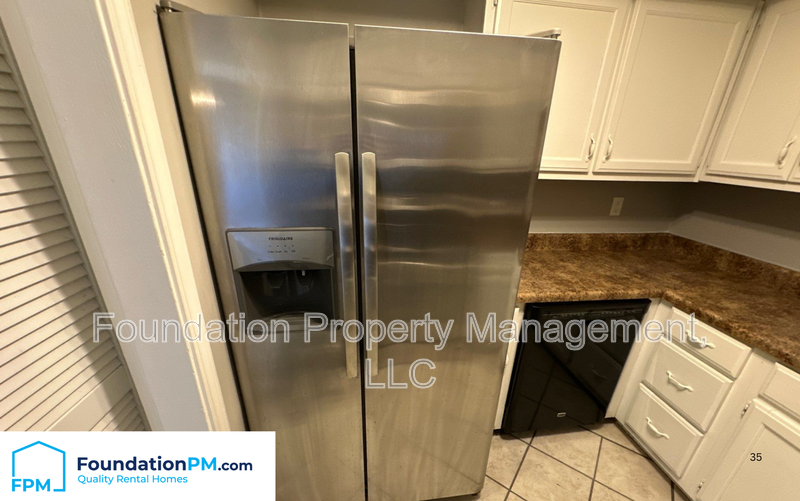 3356 Coachouse Cv #1UNIT3356 - Photo 4 of 24