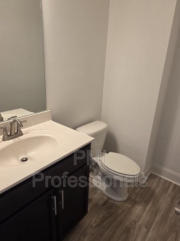 923 Se Broad St #A4 - Photo 5 of 17