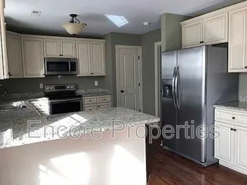 21 Avalone Ct - Photo 5 of 10