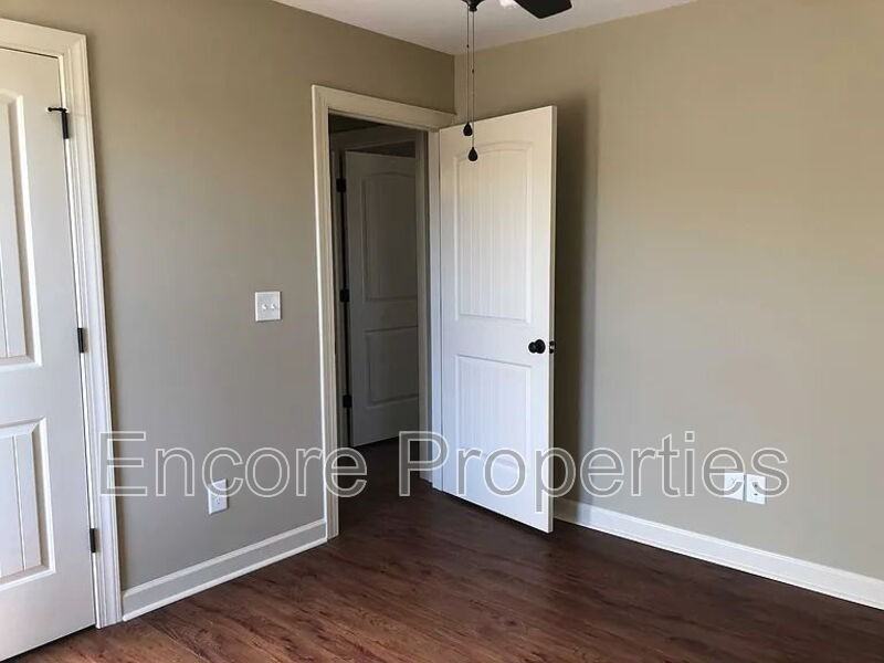 21 Avalone Ct - Photo 7 of 10