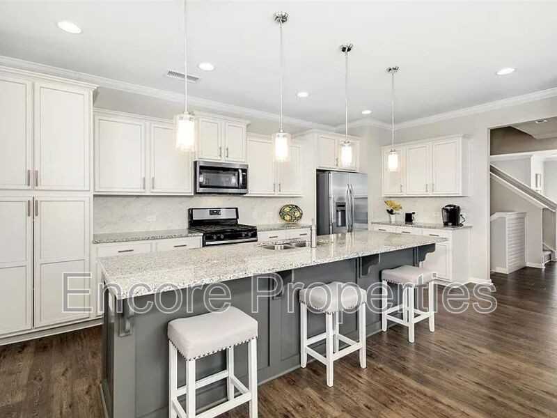 551 Grand Central Sta - Photo 3 of 14