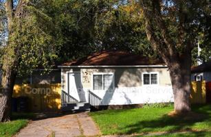 featured image of 3424 Iowa St